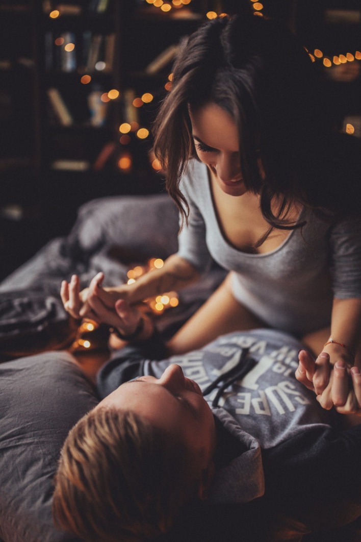 How To Give A Sensual Therapeutic Massage: Eleven Professional Tips